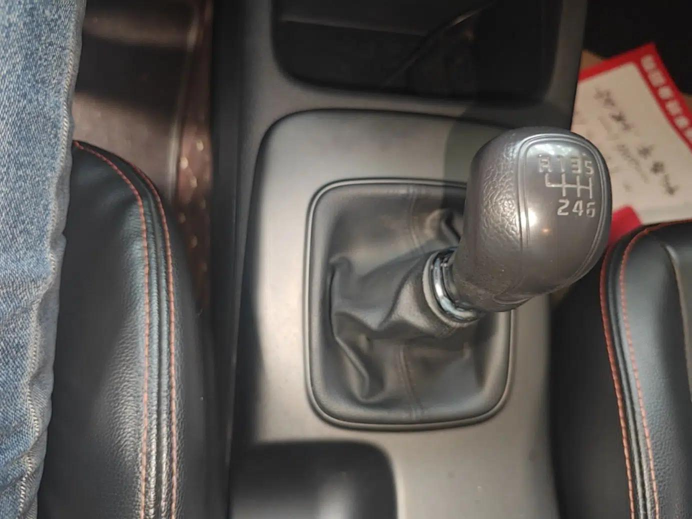 Kia K3S 2014 1.6L Manual GL — миниатюра 16