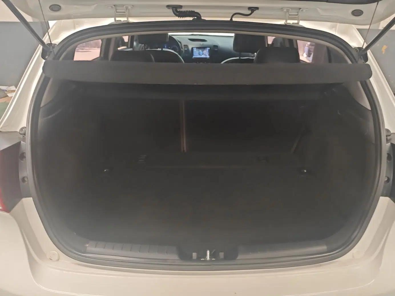 Kia K3S 2014 1.6L Manual GL — миниатюра 22