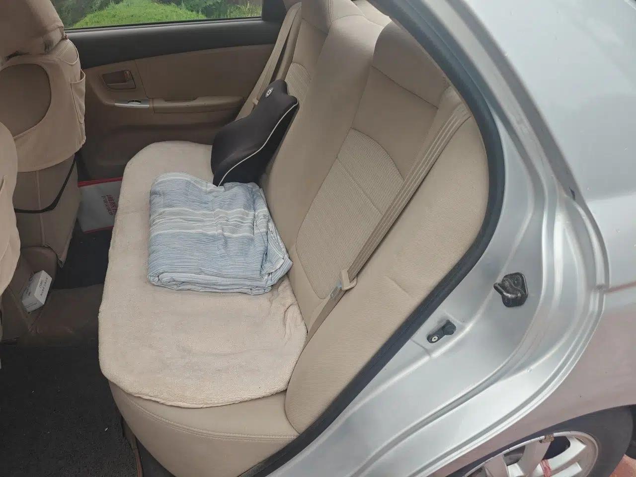 Kia Cerato 2012 1.6L MT GL — миниатюра 17