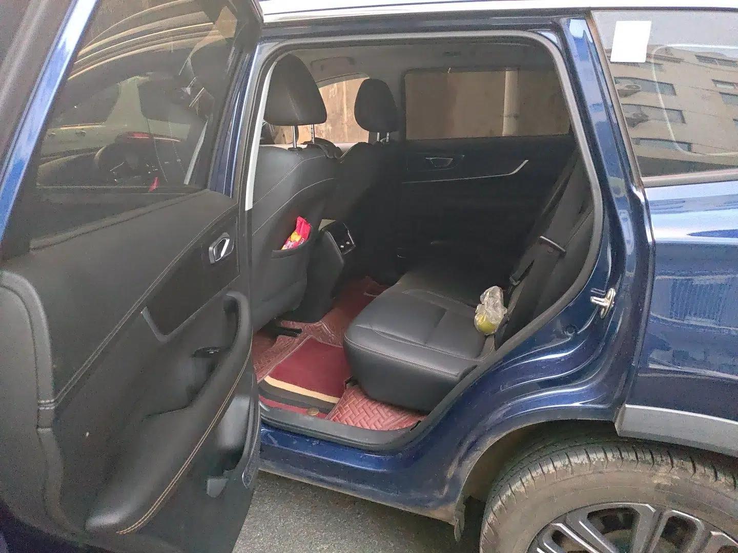 Chery Tiggo 8 2020 1.5 TCI Automatic Exclusive Edition 7-Seater — миниатюра 17
