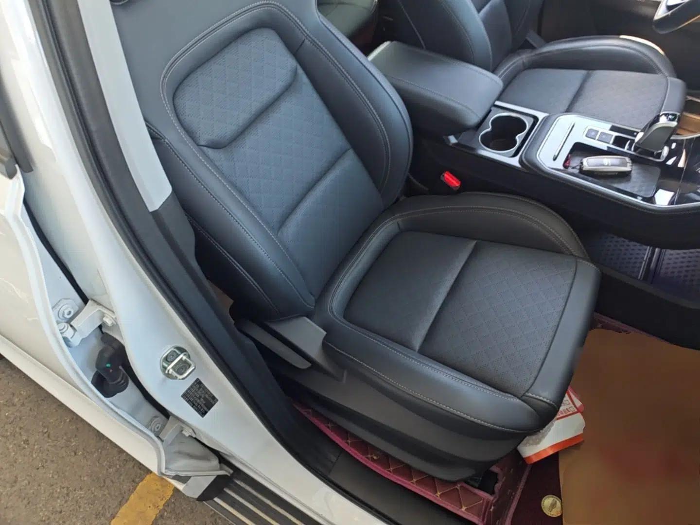 Chery Tiggo 8 2024 Honor Edition 230TCI Automatic Excellence Version 5 Seats — миниатюра 19