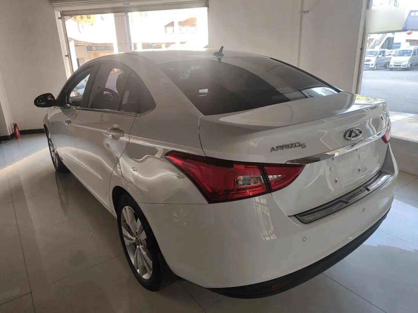 Chery Arrizo 5 2017 1.5L Manual Fashion Edition — миниатюра 4