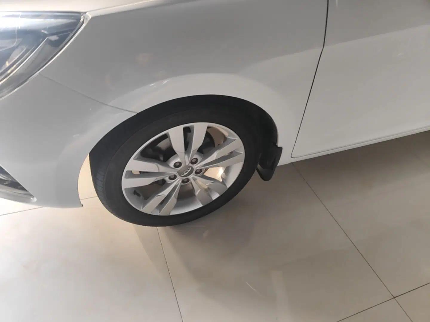 Chery Arrizo 5 2017 1.5L Manual Fashion Edition — миниатюра 10