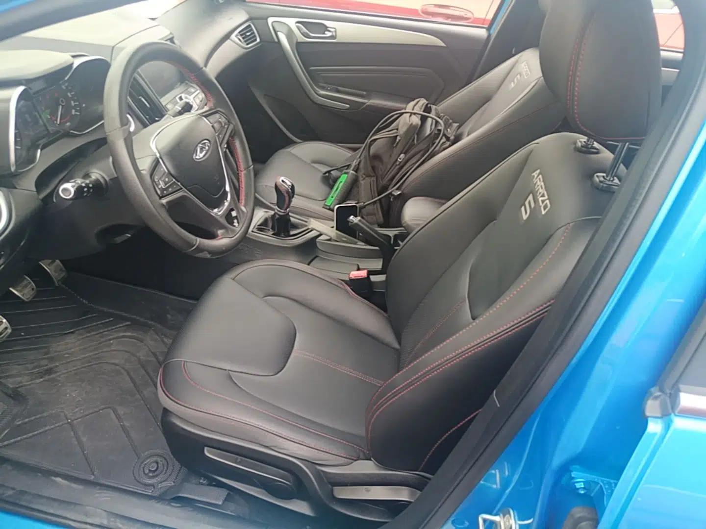 Chery Arrizo 5 2018 1.5L Manual Tribute to Youth Edition — миниатюра 22