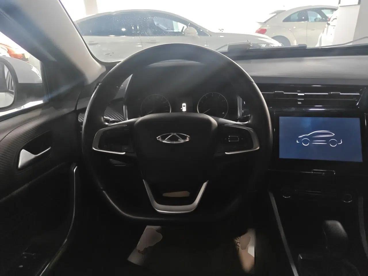 Chery Tiggo 3X 2021 PLUS 1.5L CVT Thrilling Red Date Edition — миниатюра 10