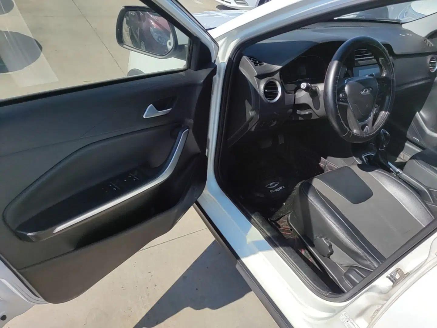 Chery Tiggo 3X 2018 1.5L Automatic Elite Edition — миниатюра 18