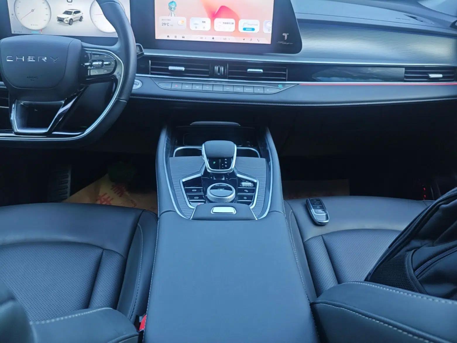 Chery Tiggo 8 PRO 2025 290T Two-Wheel-Drive Luxury Edition — миниатюра 16