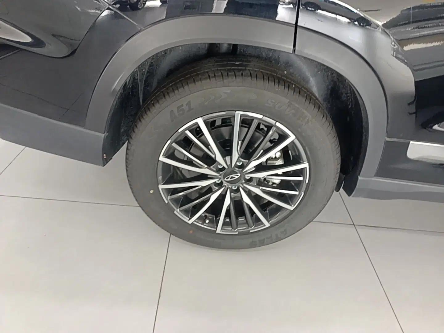 Chery Tiggo 8 PRO 2025 290T Two-Wheel-Drive Luxury Edition — миниатюра 11