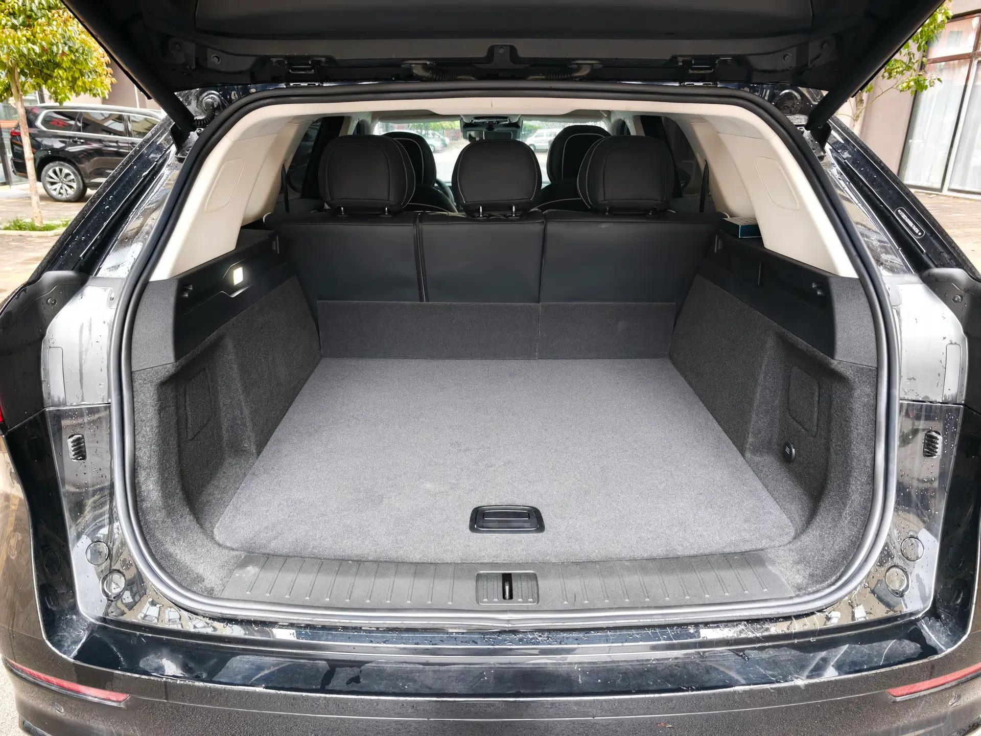 Chery Tiggo 9 2023 Facelift 2.0T Automatic All-Wheel Drive Ultimate Edition 5 Seats — миниатюра 17