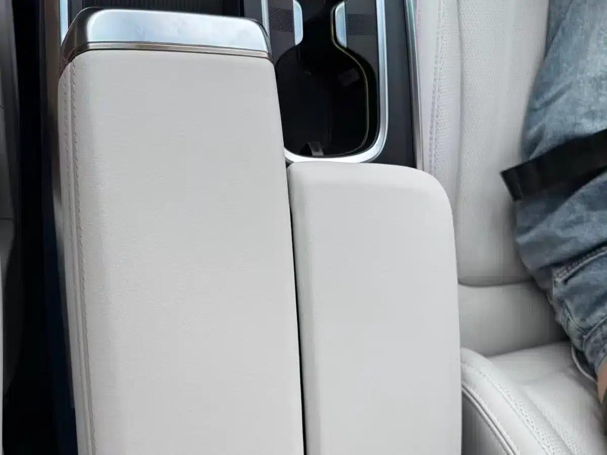 Century 2023 2.0T 7-Seat Luxury Edition — миниатюра 43