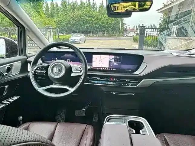 Century 2023 2.0T 7-Seat Luxury Edition — миниатюра 5
