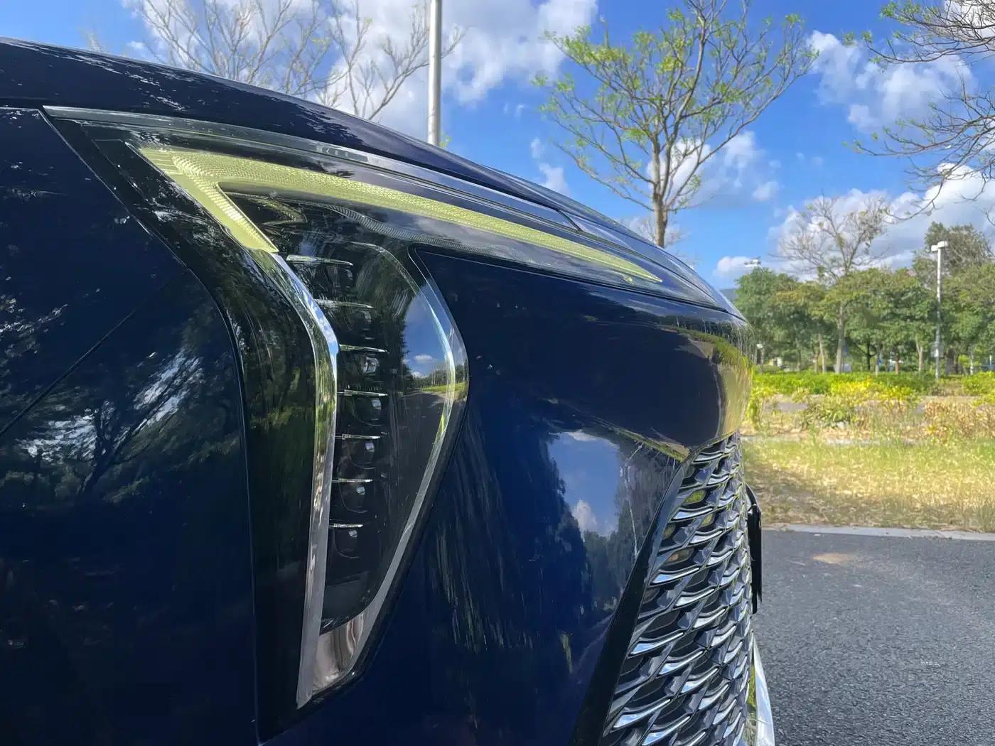 Century 2023 2.0T 7-Seat Luxury Edition — миниатюра 12
