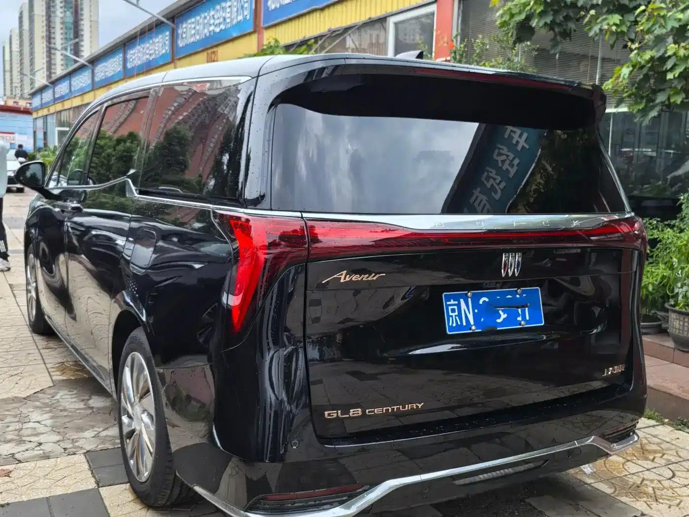 Century 2027 2.0T Seven-Seat Luxury Edition — миниатюра 6