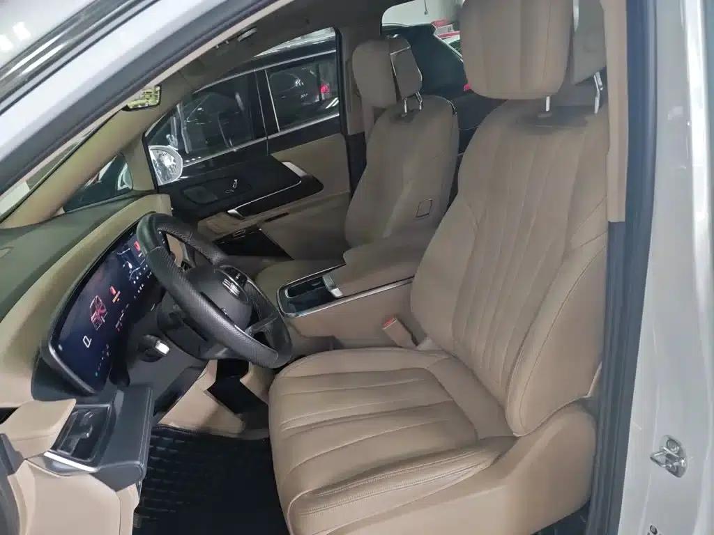 Century 2023 2.0T Seven-Seat Premium Edition — миниатюра 12