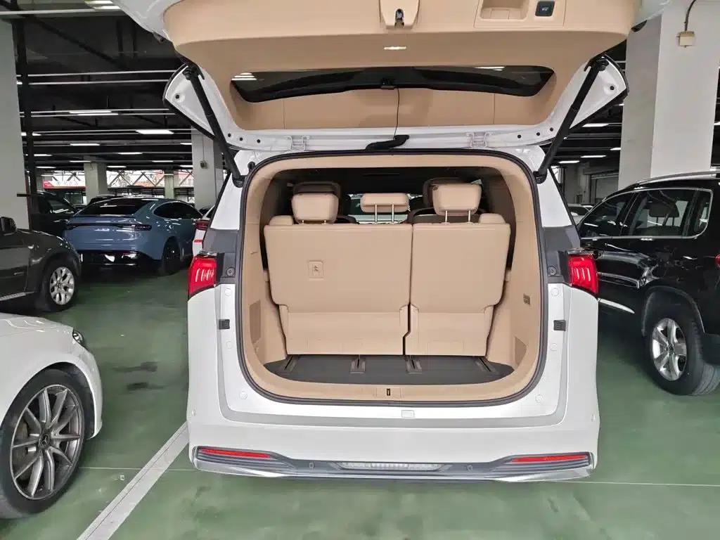Century 2023 2.0T Seven-Seat Premium Edition — миниатюра 16