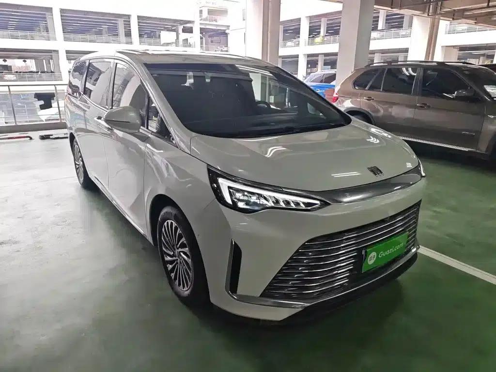 Century 2023 2.0T Seven-Seat Premium Edition — миниатюра 23