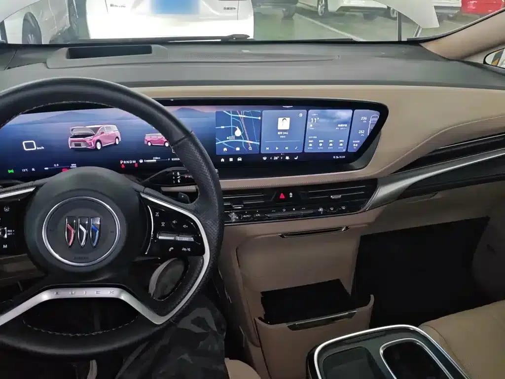 Century 2023 2.0T Seven-Seat Premium Edition — миниатюра 6