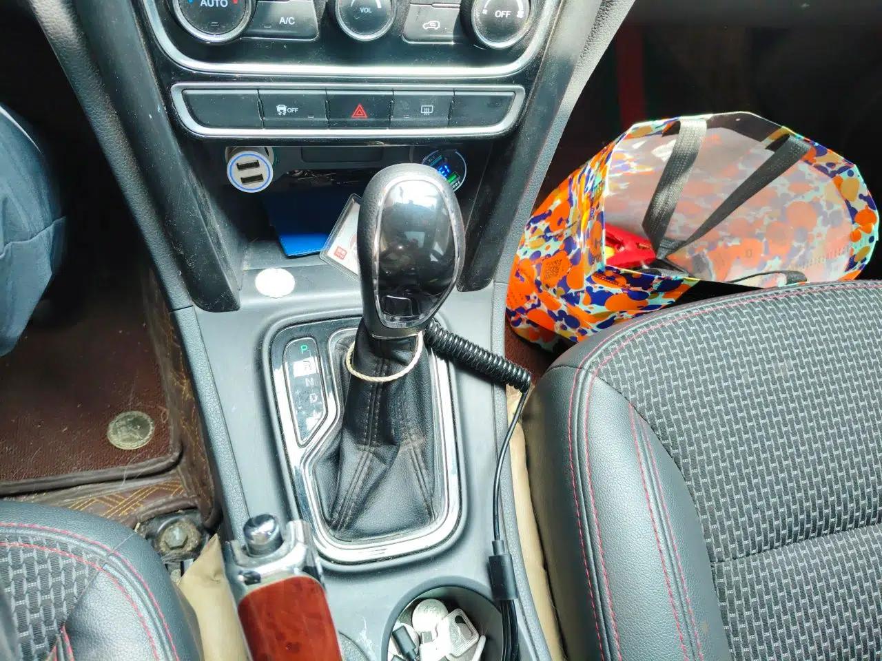 Chery Tiggo 3 2016 1.6L CVT ZhiShang Edition — миниатюра 14