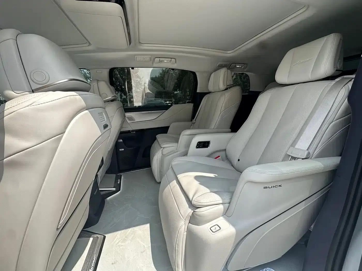 Buick GL8 PHEV 2026 Land Cruiser Premium Edition — миниатюра 19