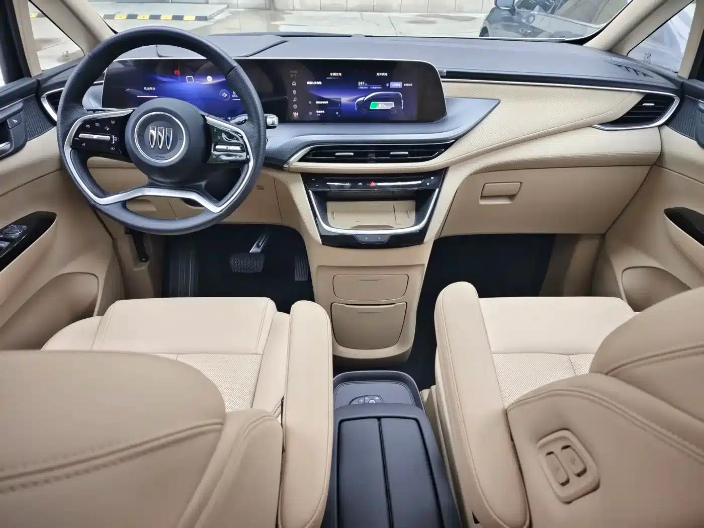 Buick GL8 PHEV 2025 Land Cruiser Premium Edition — миниатюра 14