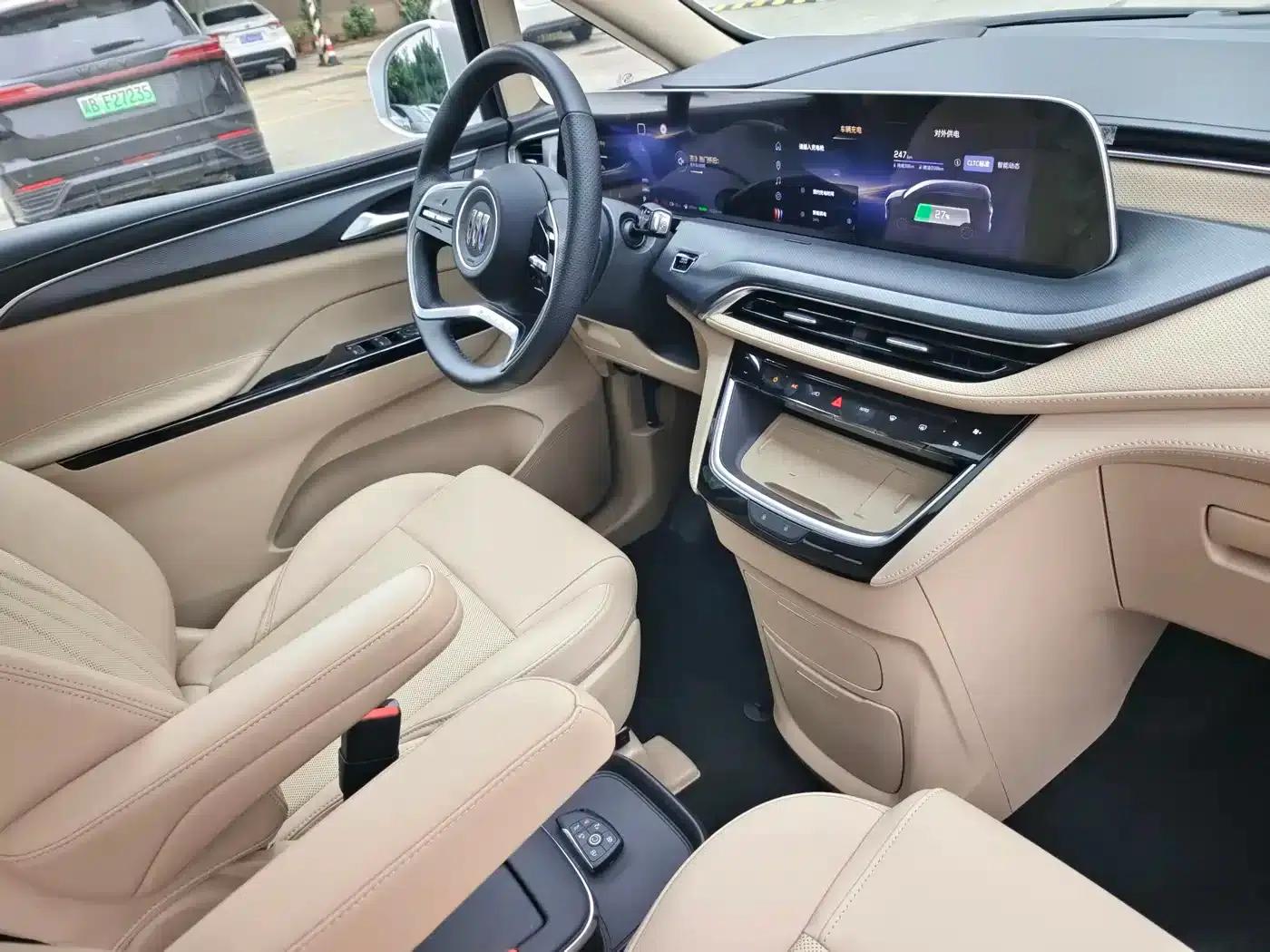 Buick GL8 PHEV 2025 Land Cruiser Premium Edition — миниатюра 17