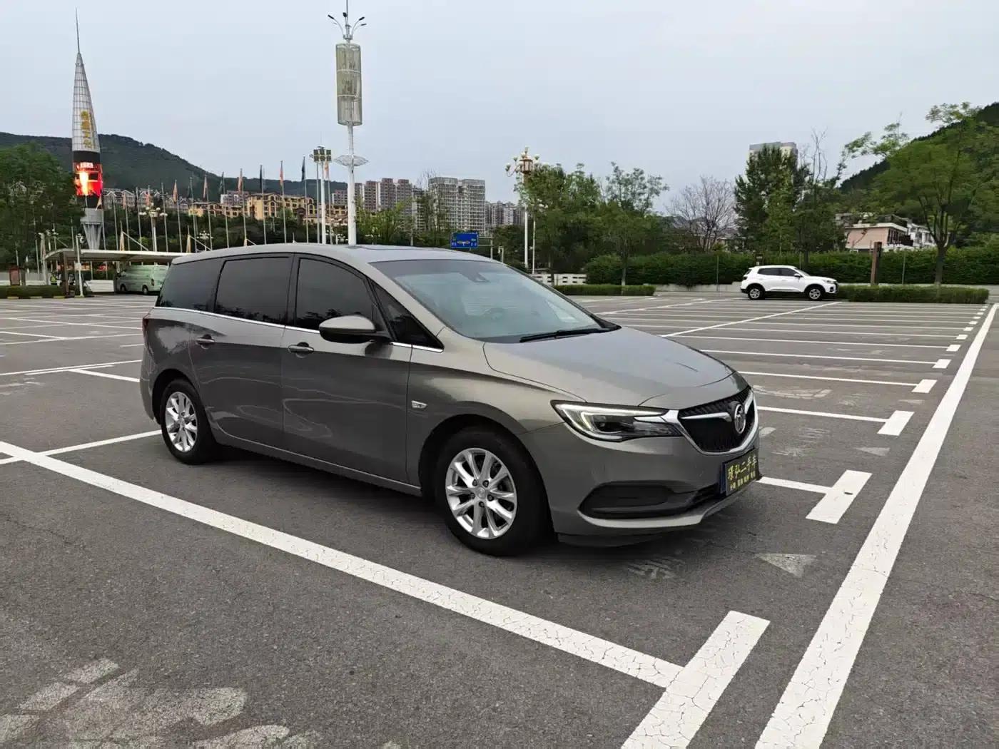 Buick GL6 2018 18T 6-seater Luxury — миниатюра 3