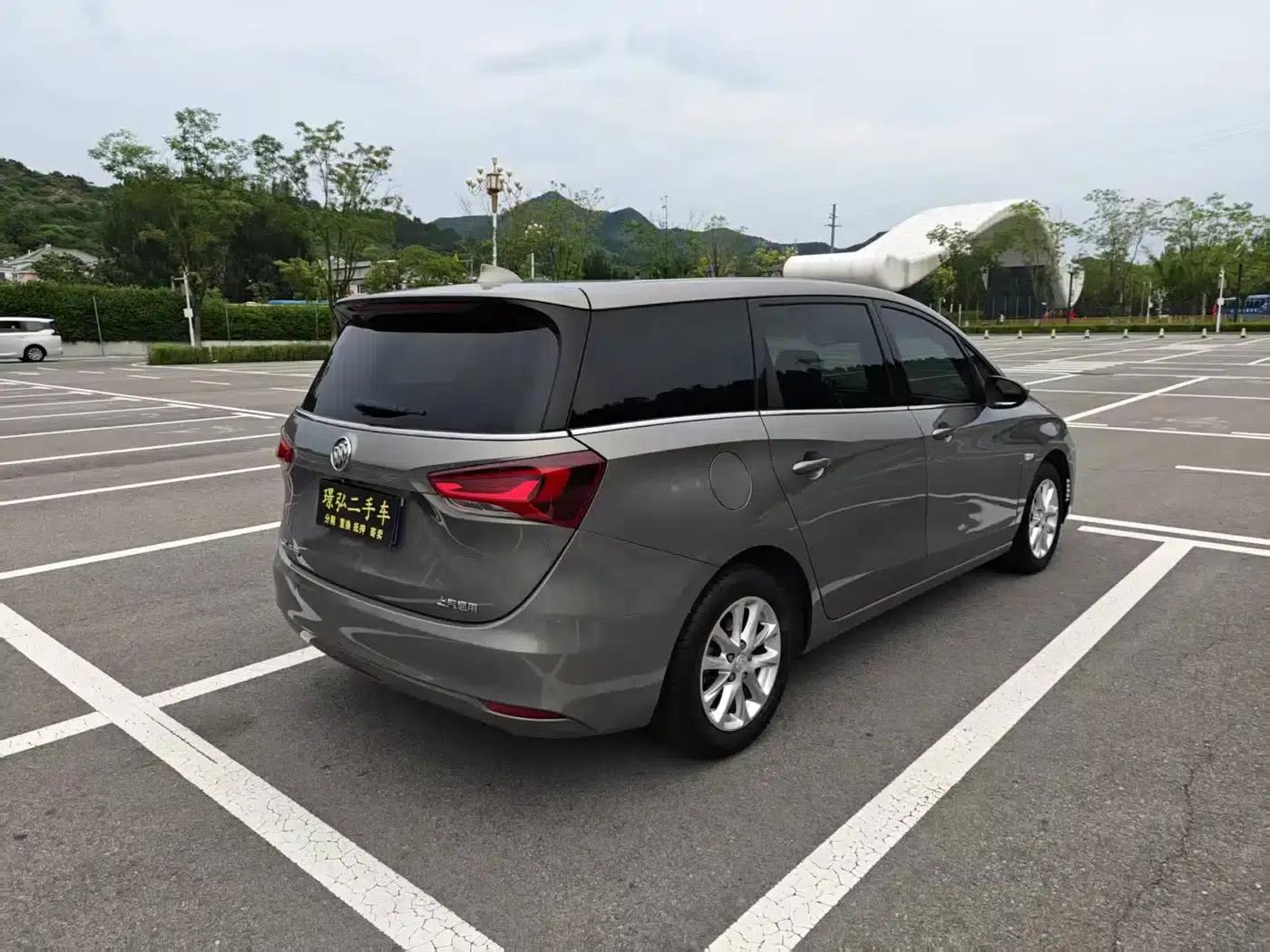 Buick GL6 2018 18T 6-seater Luxury — миниатюра 9