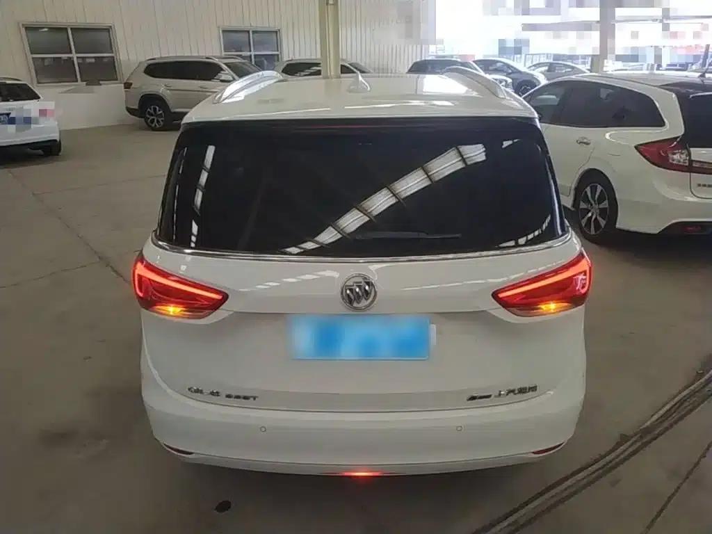 Buick GL6 2021 323T Mild Hybrid Connected Luxury Edition — миниатюра 6