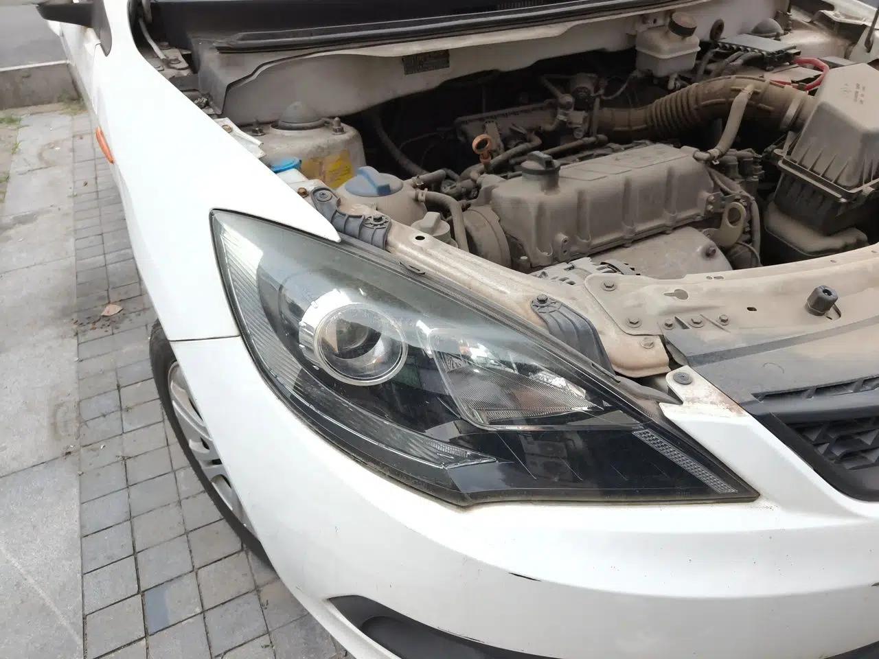 Chery Fengyun 2 2014 Hatchback 1.5L Manual New Youth Edition — миниатюра 7