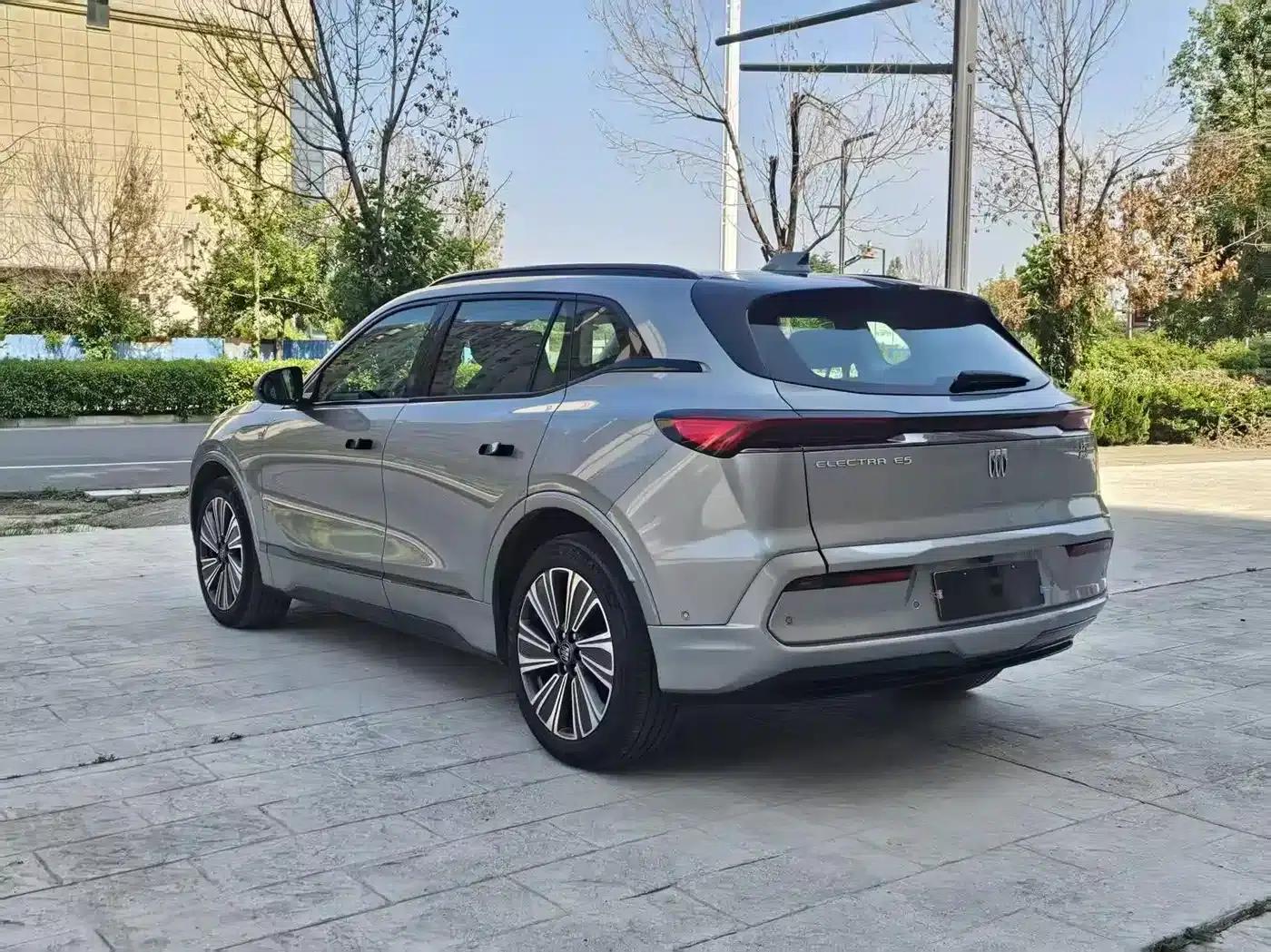 Buick E5 2023 Premium Standard Range Edition — миниатюра 7