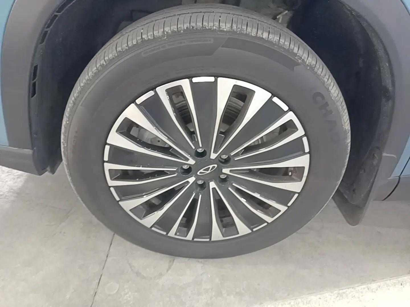 Chery Tiggo 8 PLUS C-DM 2025 1.5T 116 km Luxury Version 5 Seats — миниатюра 10