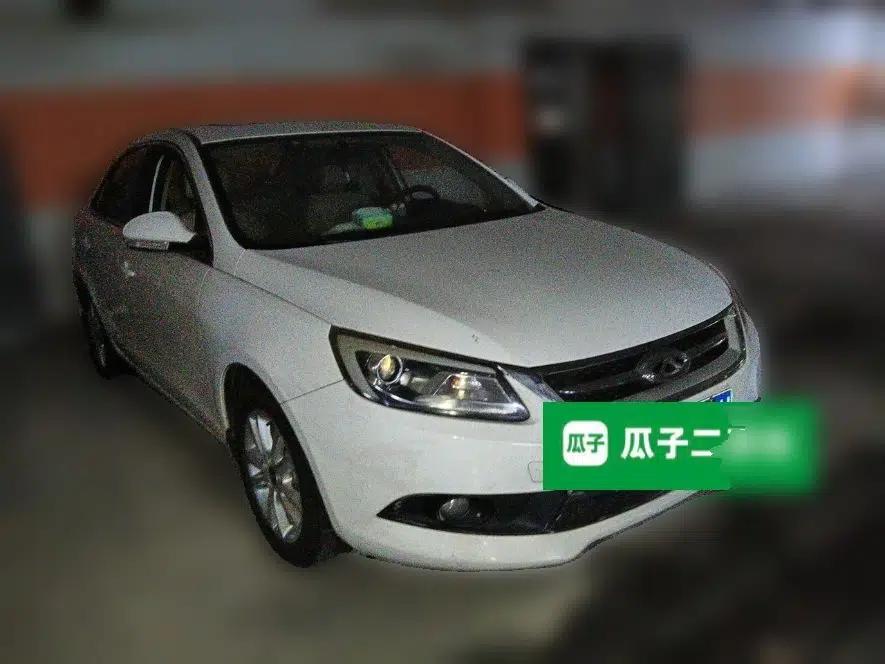Chery Arrizo 7 2015 1.6L Manual ZhiShang Edition — миниатюра 3