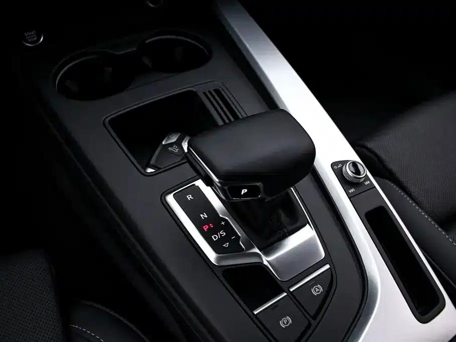 Audi A4L 2020 40 TFSI Fashion Dynamic Edition — миниатюра 9