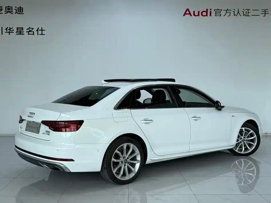 Audi A4L 2019 40 TFSI Fashion Edition (National V Emission Standard) — миниатюра 4