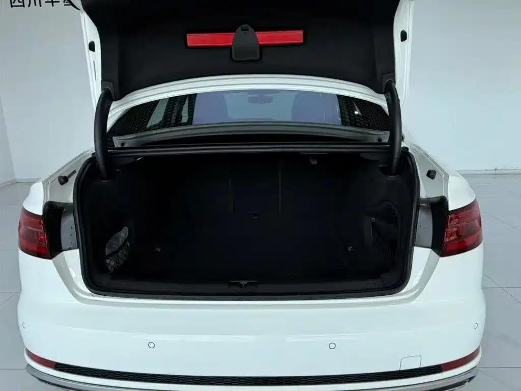 Audi A4L 2019 40 TFSI Fashion Edition (National V Emission Standard) — миниатюра 6