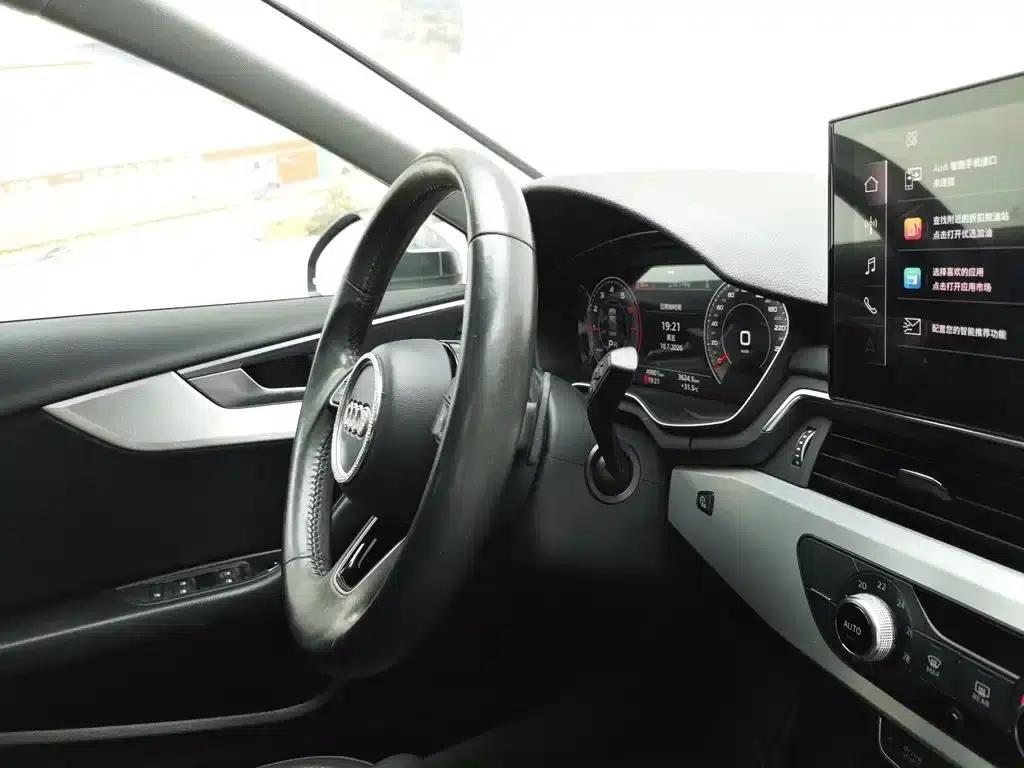 Audi A4L 2020 40 TFSI Fashion Dynamic Edition — миниатюра 22