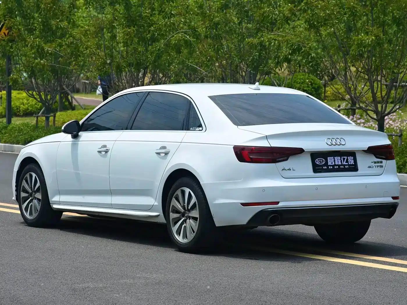 Audi A4L 2018 30th Anniversary Edition 40 TFSI Progressive — миниатюра 15