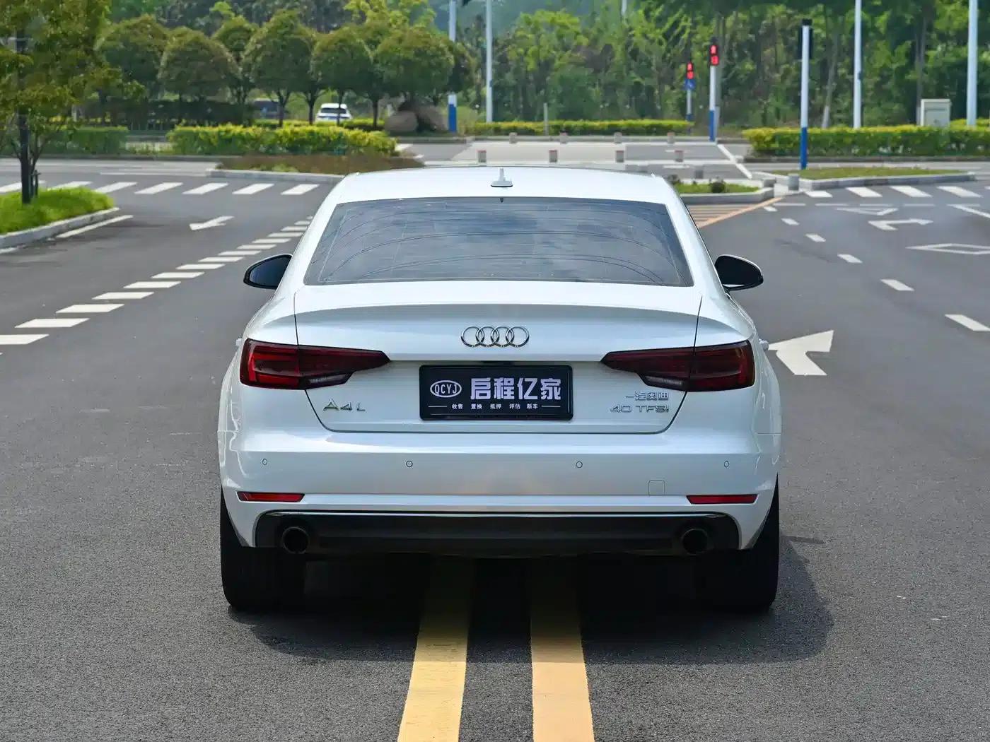 Audi A4L 2018 30th Anniversary Edition 40 TFSI Progressive — миниатюра 16