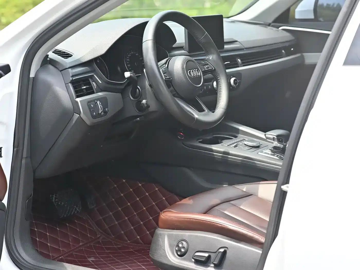 Audi A4L 2018 30th Anniversary Edition 40 TFSI Progressive — миниатюра 4