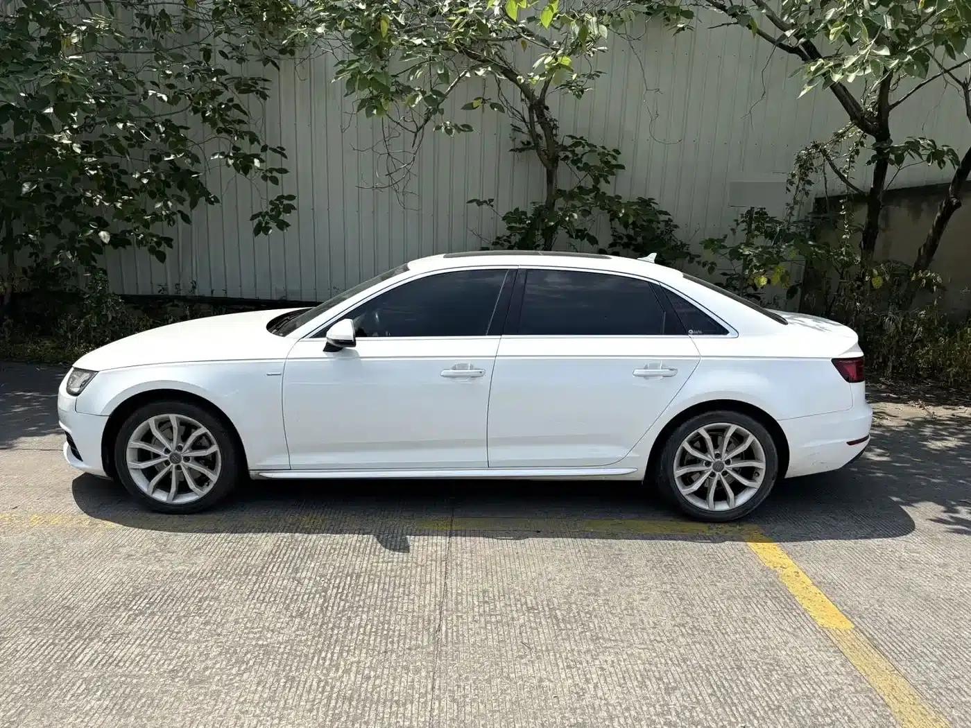 Audi A4L 2018 30th Anniversary Edition 40 TFSI Progressive — миниатюра 11