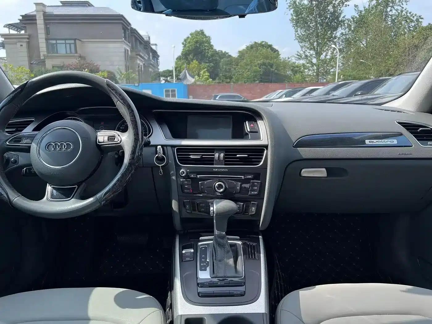 Audi A4L 2013 35 TFSI Automatic Standard Edition — миниатюра 11