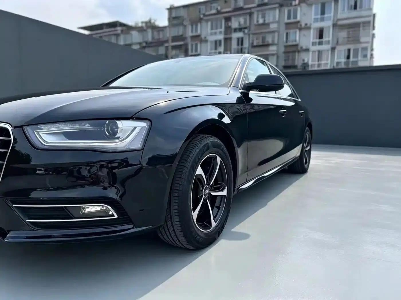 Audi A4L 2013 35 TFSI Automatic Standard Edition — миниатюра 7
