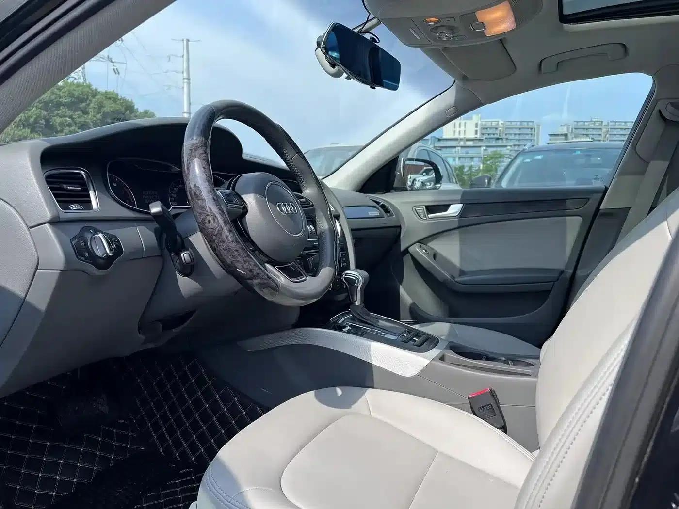Audi A4L 2013 35 TFSI Automatic Standard Edition — миниатюра 9