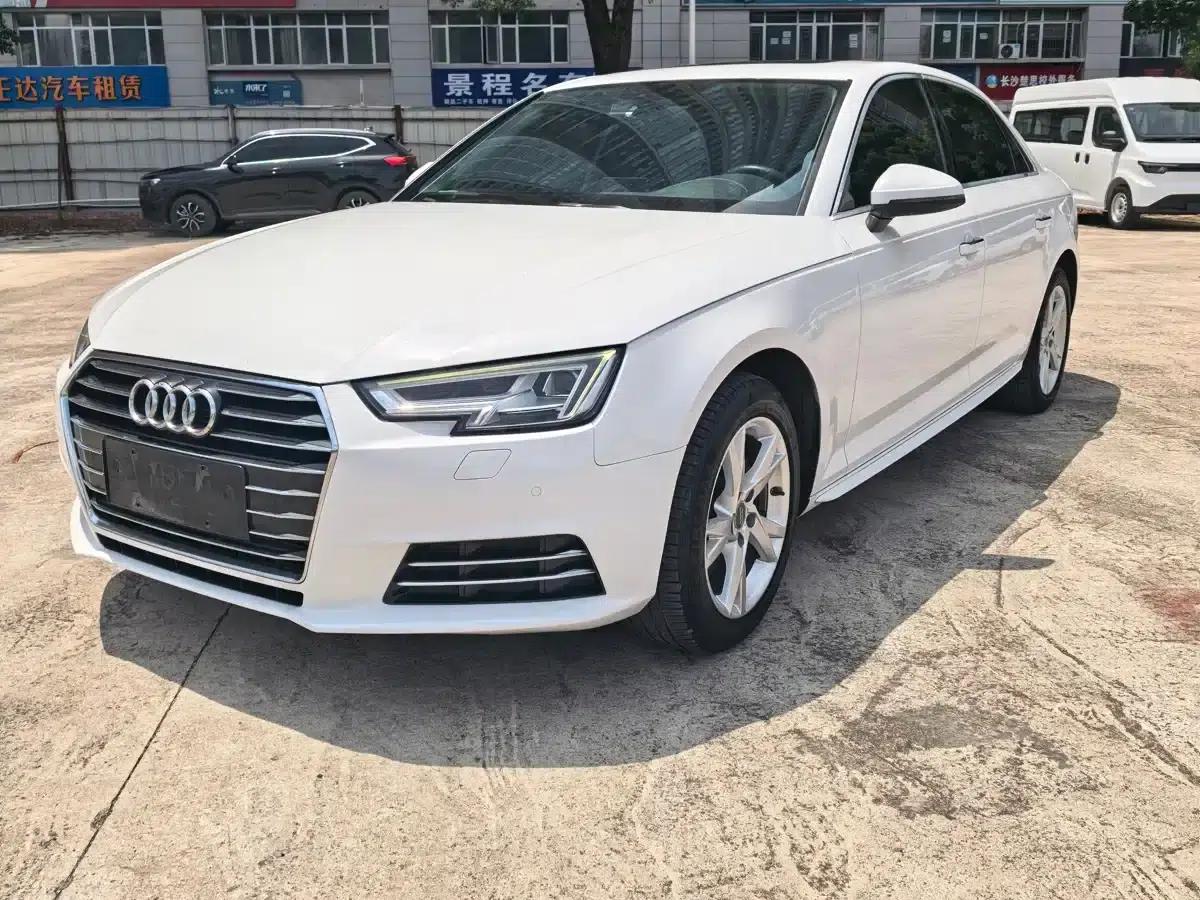 Audi A4L 2018 30th Anniversary Edition 40 TFSI Progressive — миниатюра 1