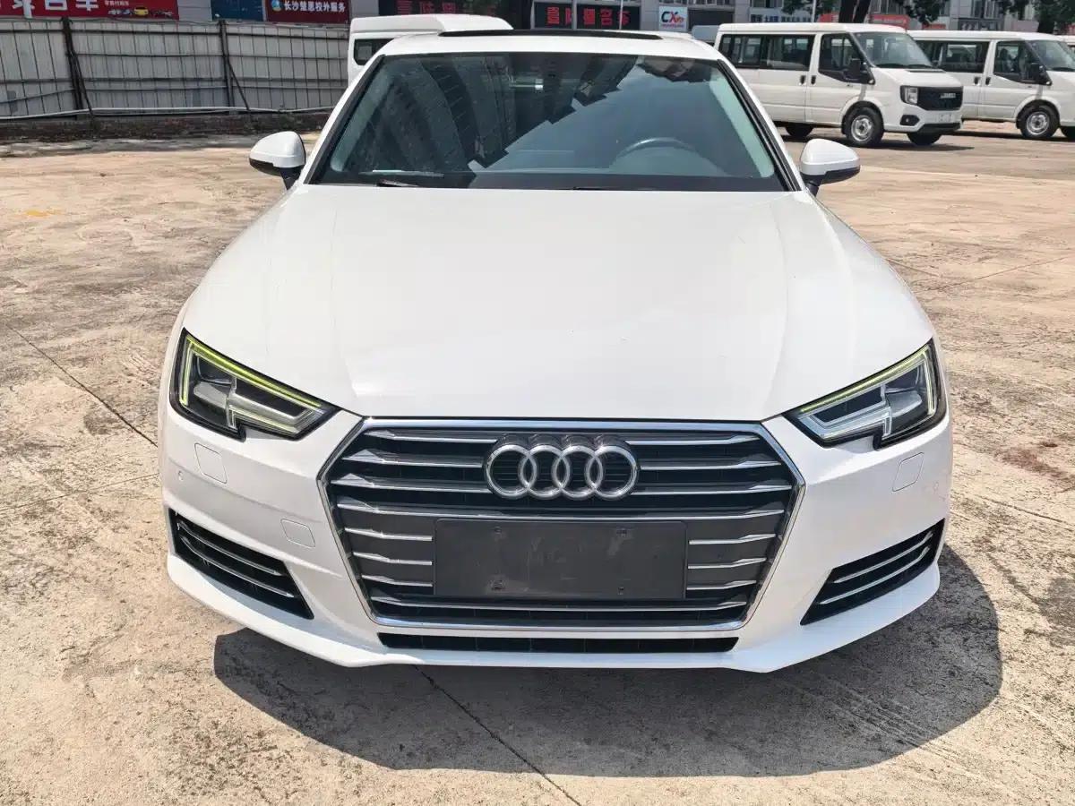 Audi A4L 2018 30th Anniversary Edition 40 TFSI Progressive — миниатюра 3