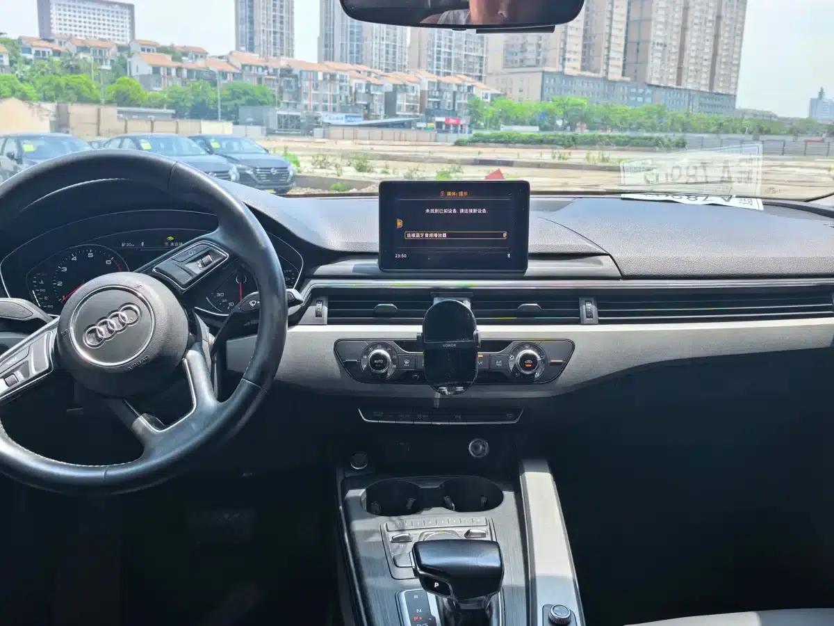 Audi A4L 2018 30th Anniversary Edition 40 TFSI Progressive — миниатюра 7