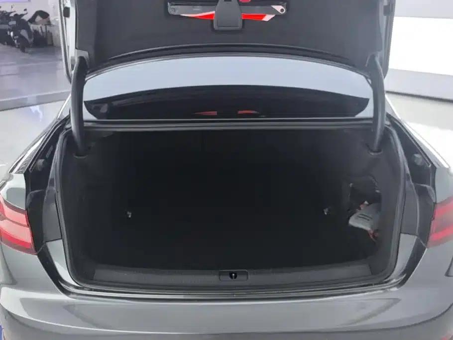 Audi A4L 2019 40 TFSI Progressive (China VI Emission Standard) — миниатюра 4