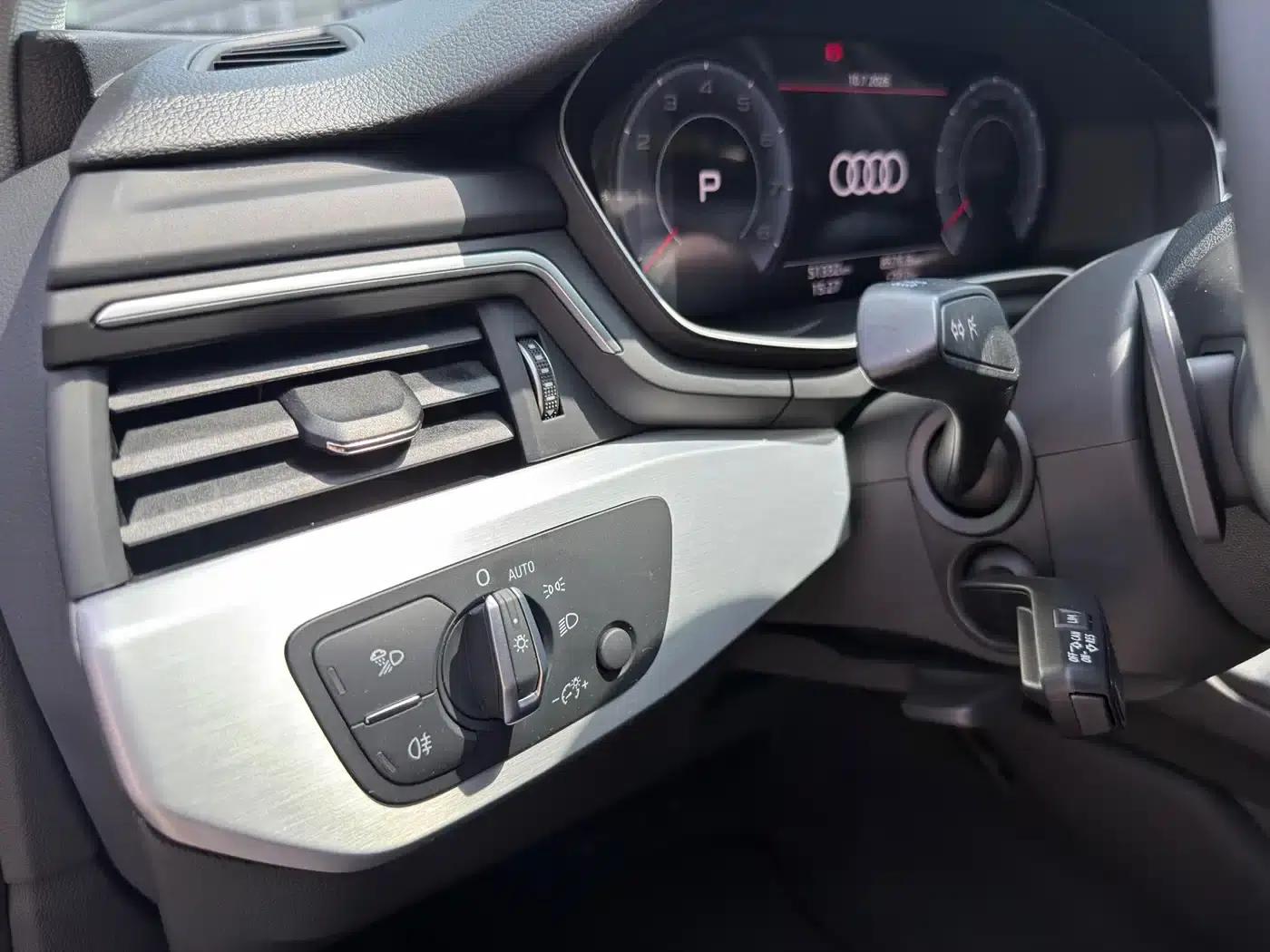 Audi A4L 2020 40 TFSI Fashion Dynamic Edition — миниатюра 19