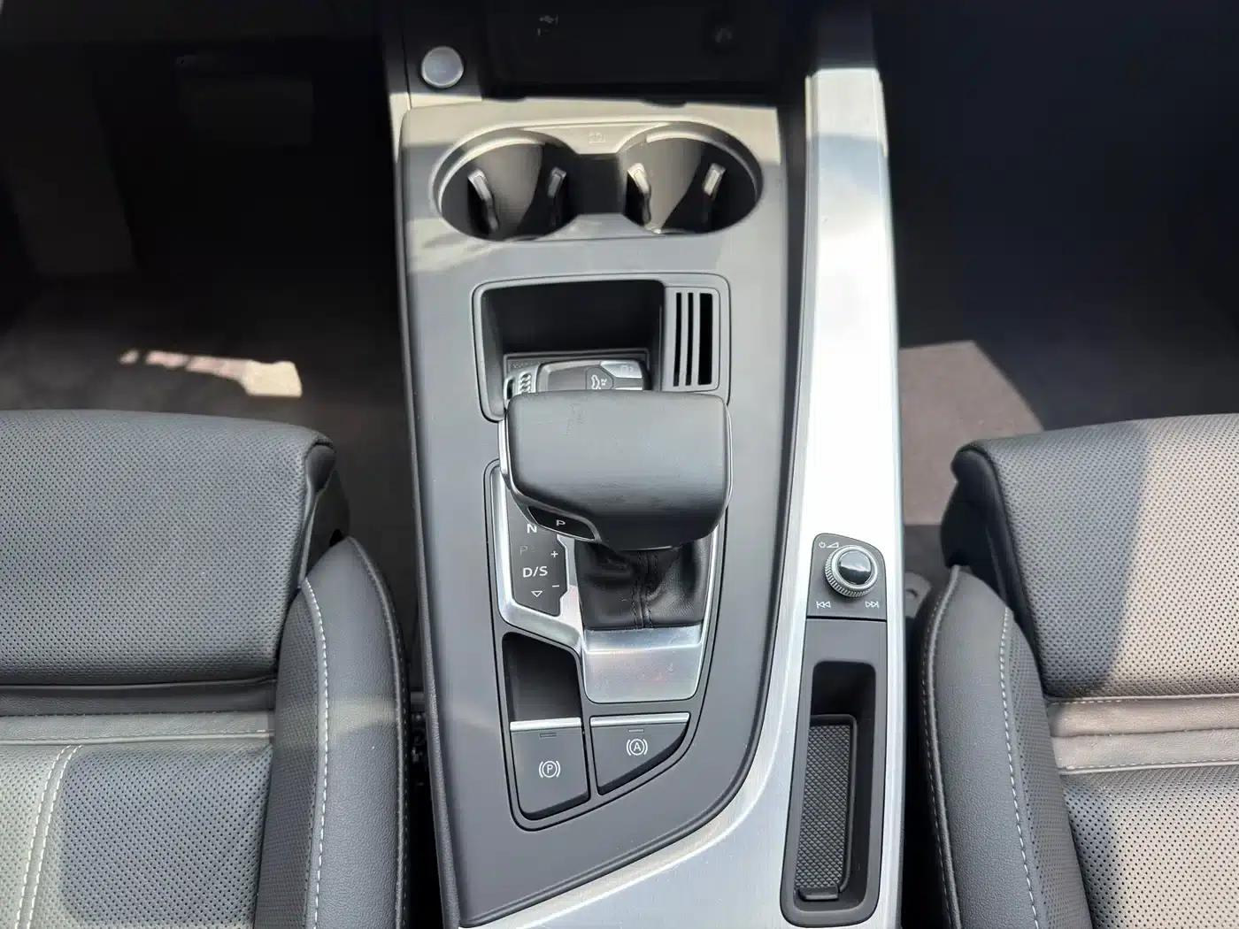 Audi A4L 2020 40 TFSI Fashion Dynamic Edition — миниатюра 22
