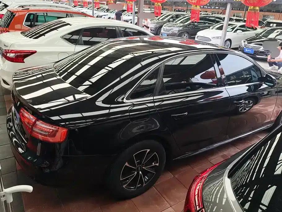 Audi A4L 2013 30 TFSI Manual Comfort — миниатюра 3